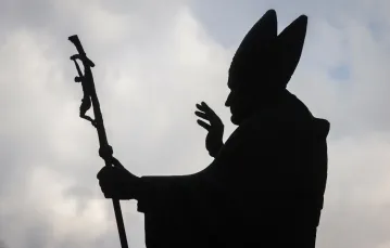 Pomnik Jana Pawła II przy Archikatedrze Chrystusa Króla w Katowicach / fot. Beata Zawrzel/REPORTER / 